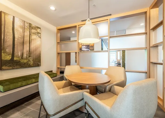Fairfield By Marriott Inn & Suites Knoxville Clinton