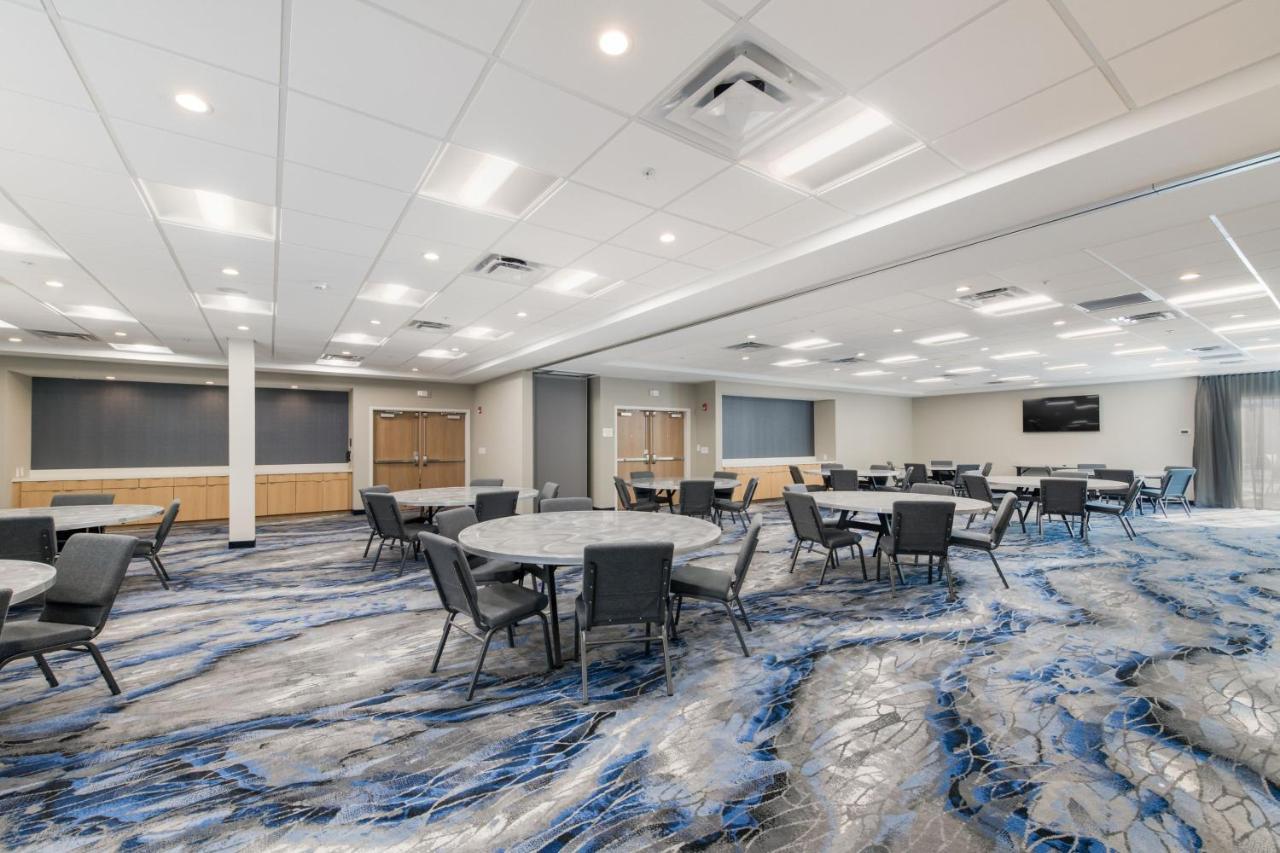 Fairfield By Marriott & Knoxville Hotel